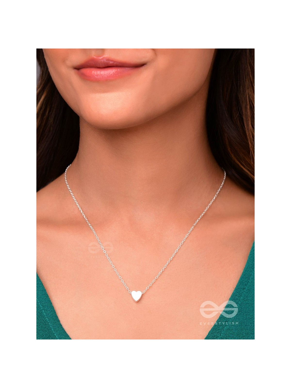The Dainty Heart Neckpiece - Silver