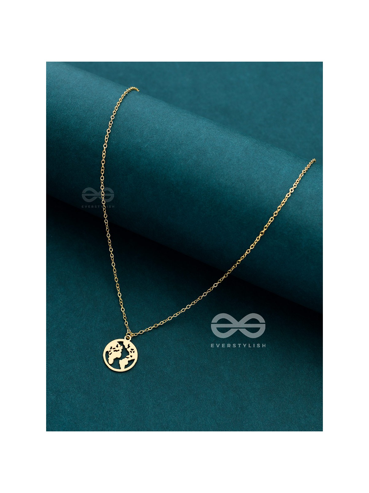 Citizen Of The Globe - Statement Golden Neckpiece With Anti-Tarnish Coating 