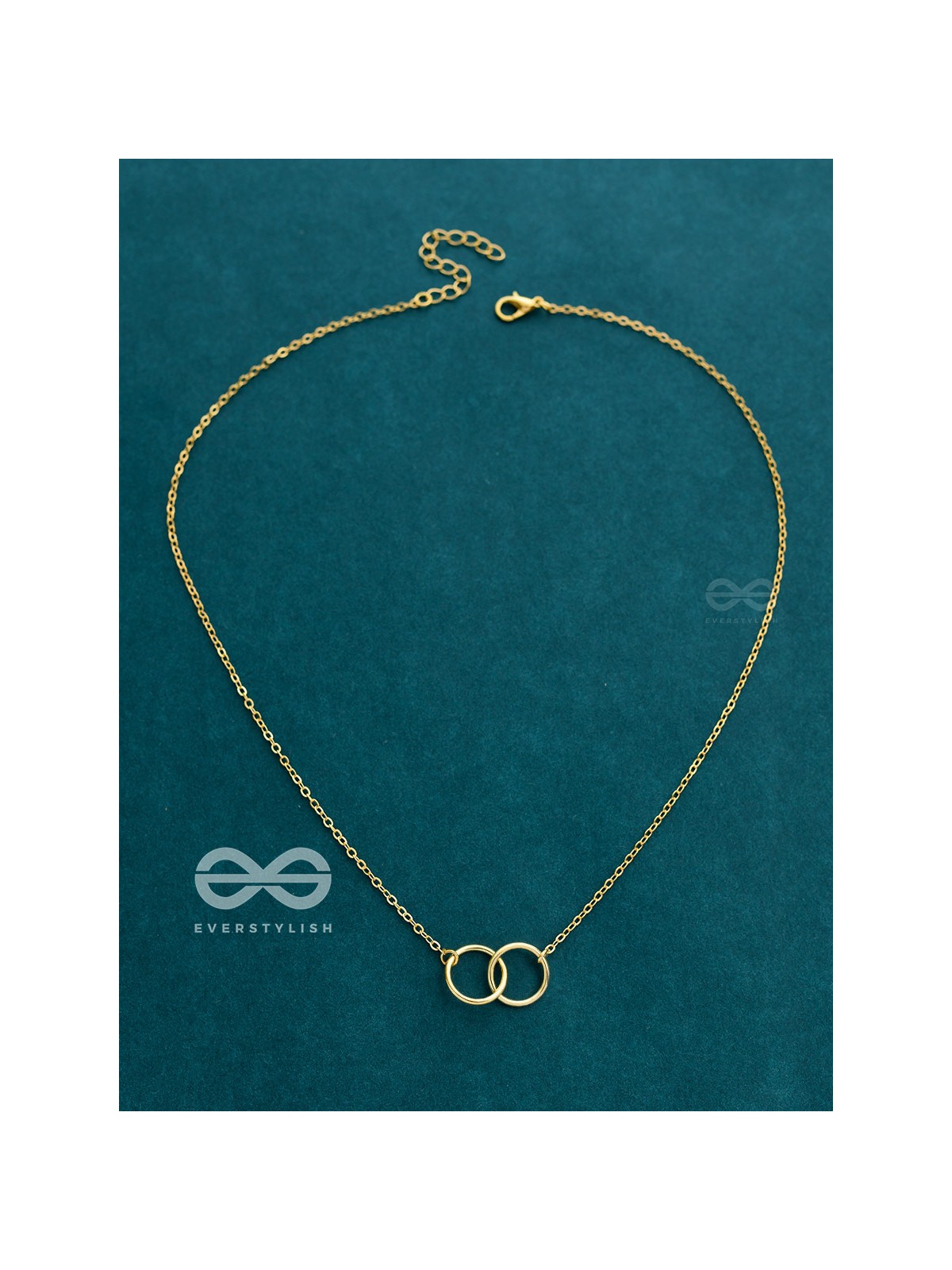 The Dainty Links - Golden Casual Neckpiece
