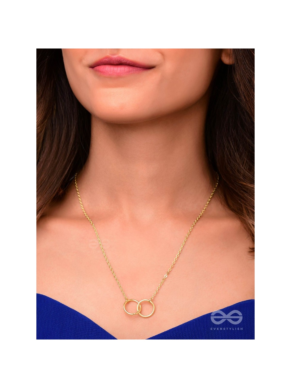 The Dainty Links - Golden Casual Neckpiece