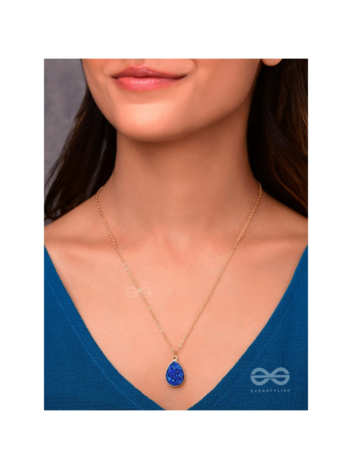 The Enticing Droplet - Embellished Golden Neckpiece