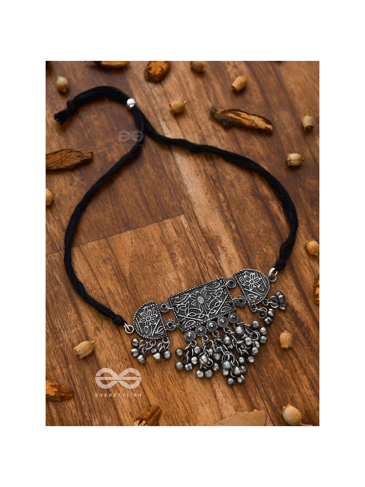 The Bohemian Artwork - Classic Oxidised Choker