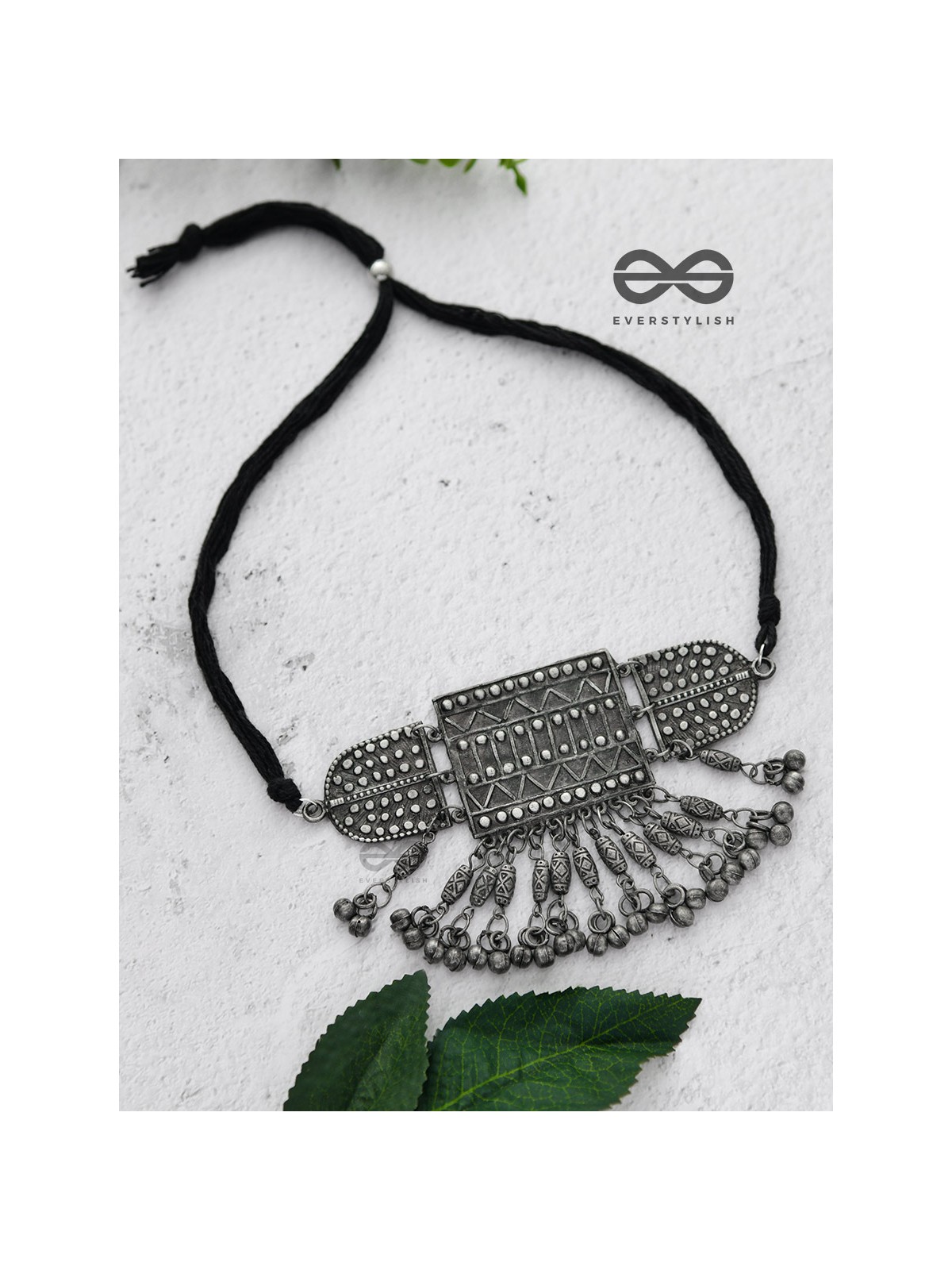 A Bohemian Beauty - Classic Oxidised Choker