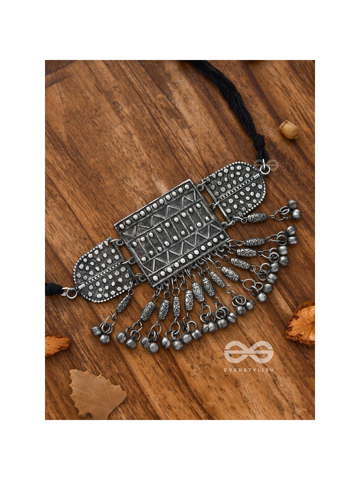 A Bohemian Beauty - Classic Oxidised Choker