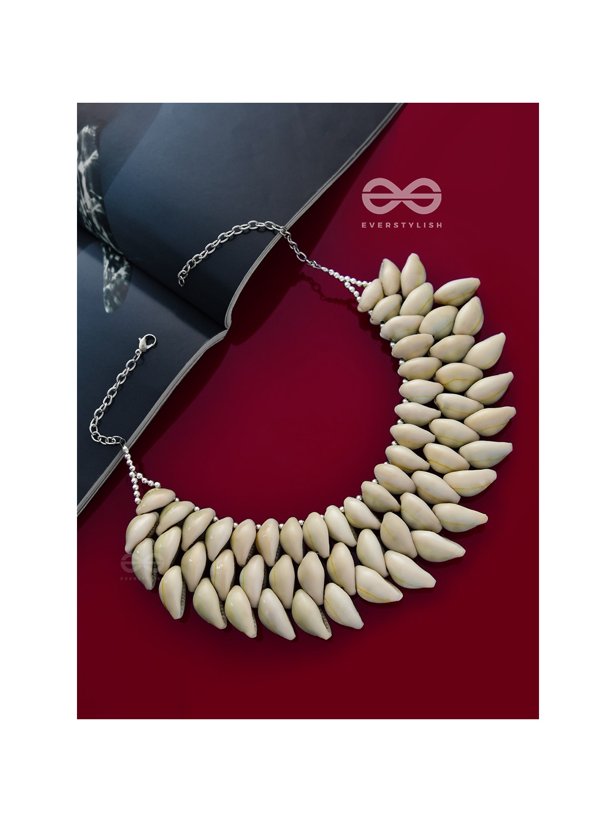 The Goddess of the Sea - Statement Shell Neckpiece