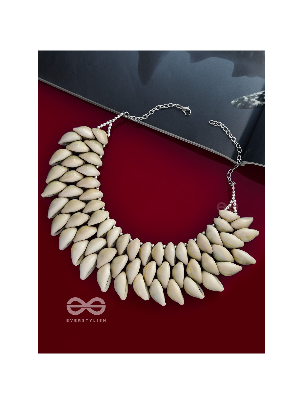 The Goddess of the Sea - Statement Shell Neckpiece