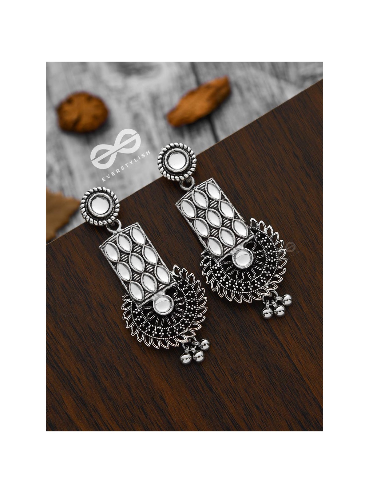 The Studded Artistry - (Droplet White) - The Embellished Oxidised Collection