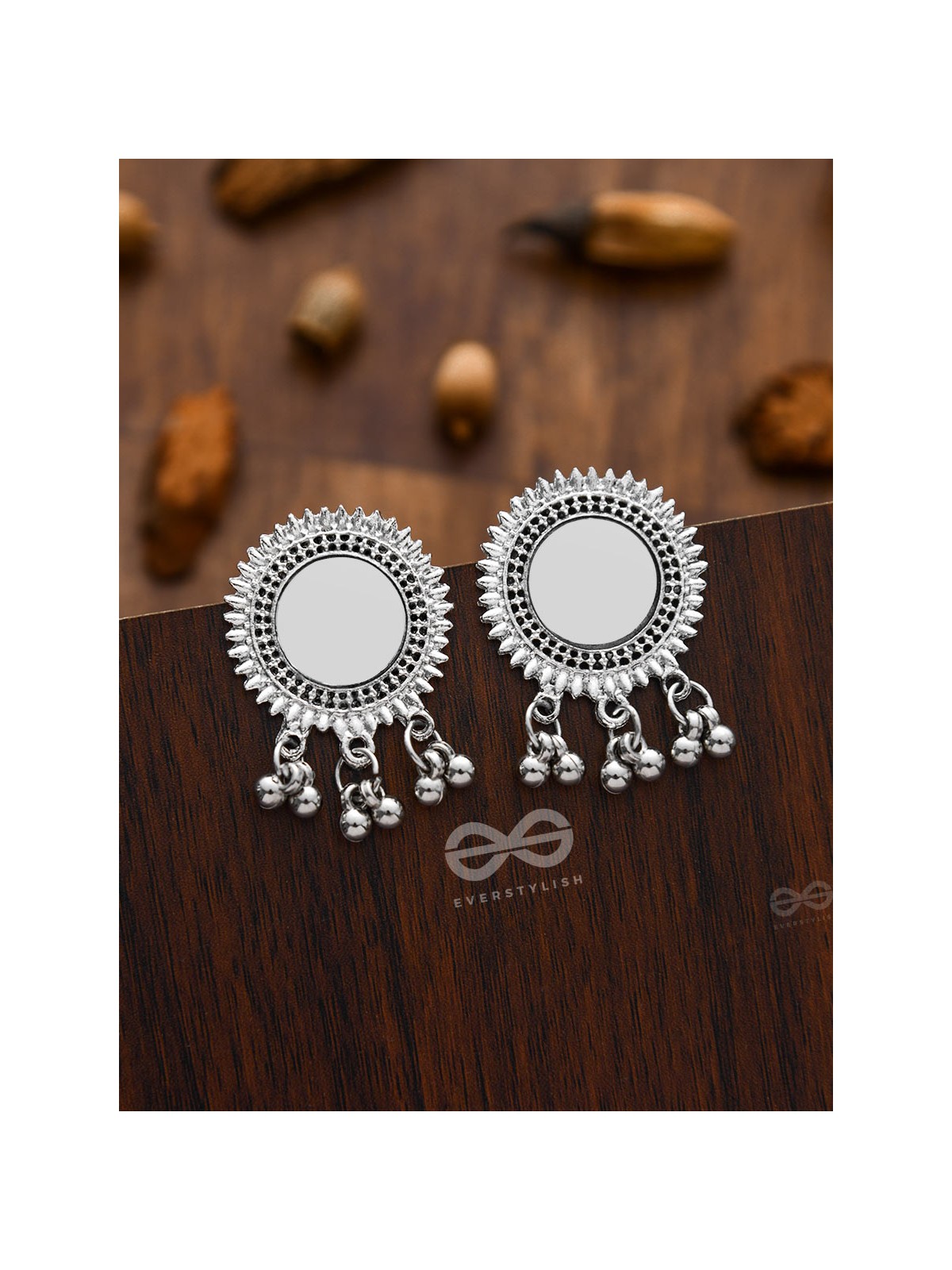 The Solar Shimmer - Set of Choker and Earrings - Oxidised Boho Collection