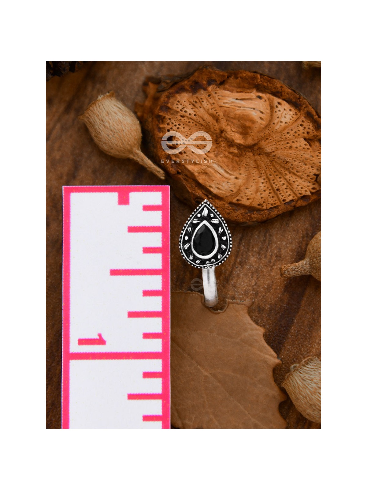 The Intricate Droplets - Embellished Non-pierced Nosepin (Onyx Black)