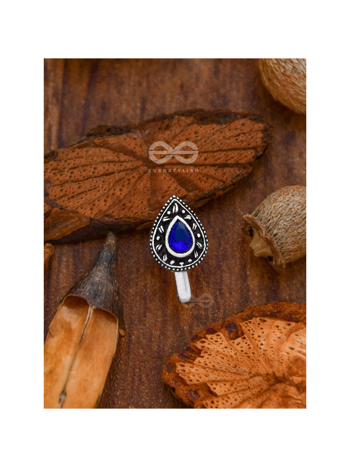 The Intricate Droplets - Embellished Non-pierced Nosepin (Sapphire Blue)