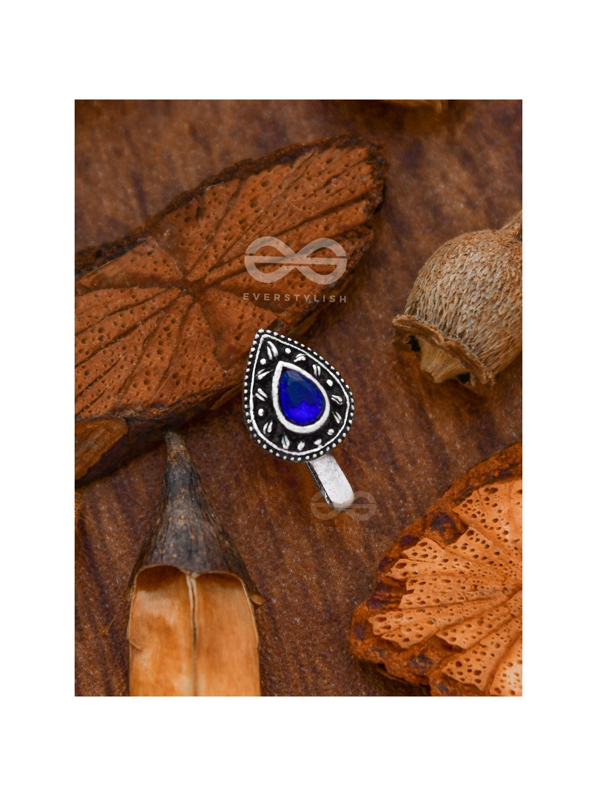 The Intricate Droplets - Embellished Non-pierced Nosepin (Sapphire Blue)