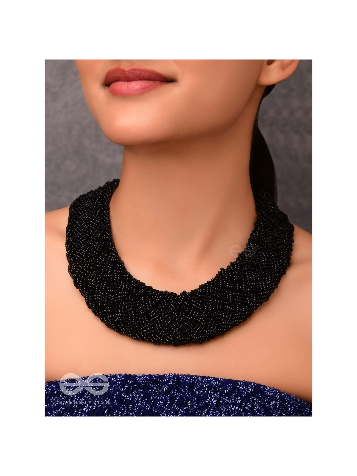 The Beauteous Braided Criss-Cross Beaded Necklace (Black)