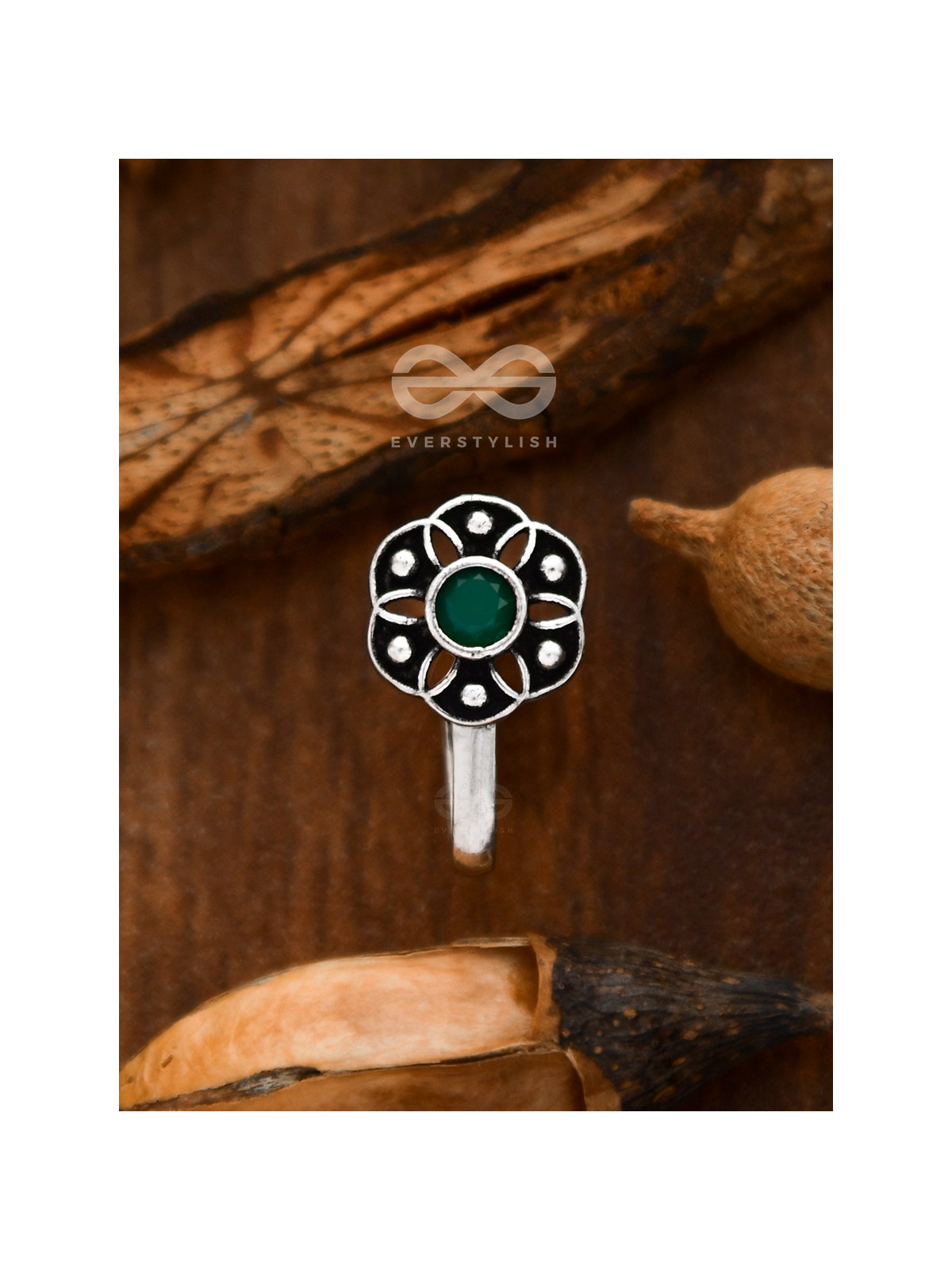 The Flower of Ikigai- Oxidised Non-pierced Nosering(Emerald green)