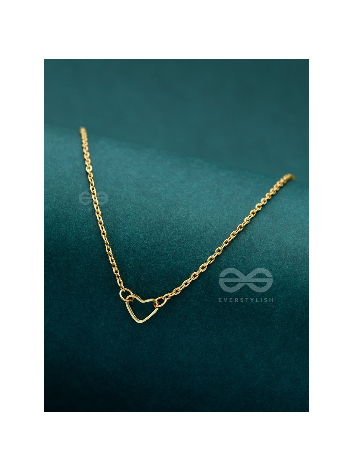 The Little Dainty Heart - Golden Neckpiece With Anti-Tarnish Coating