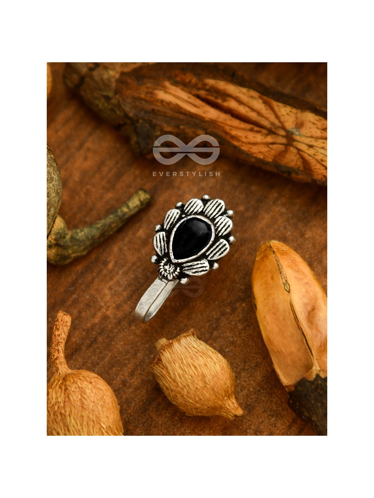 The Aztec Autumn Leaf - Oxidised Boho Nosepin (Black)
