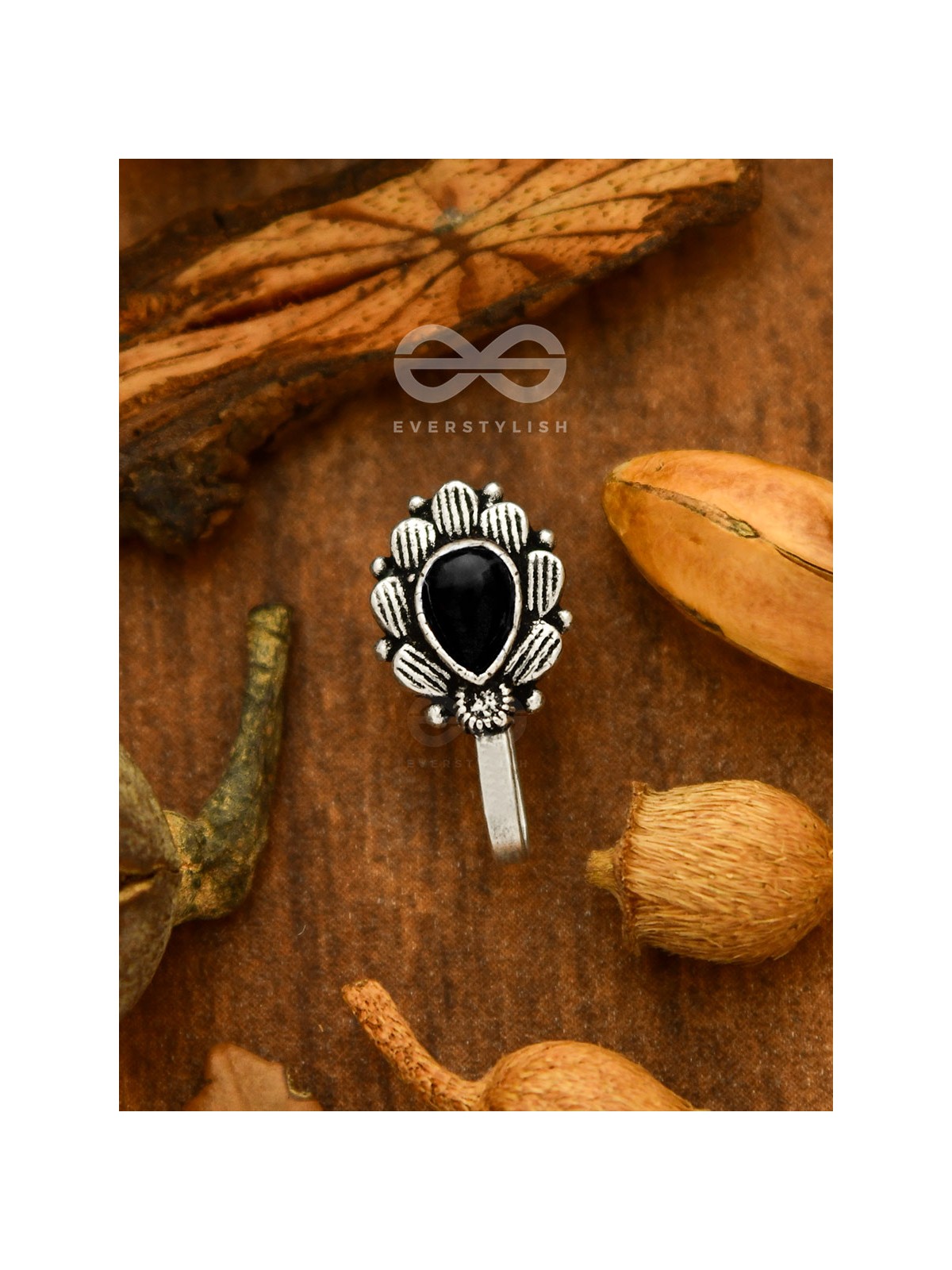 The Aztec Autumn Leaf - Oxidised Boho Nosepin (Black)