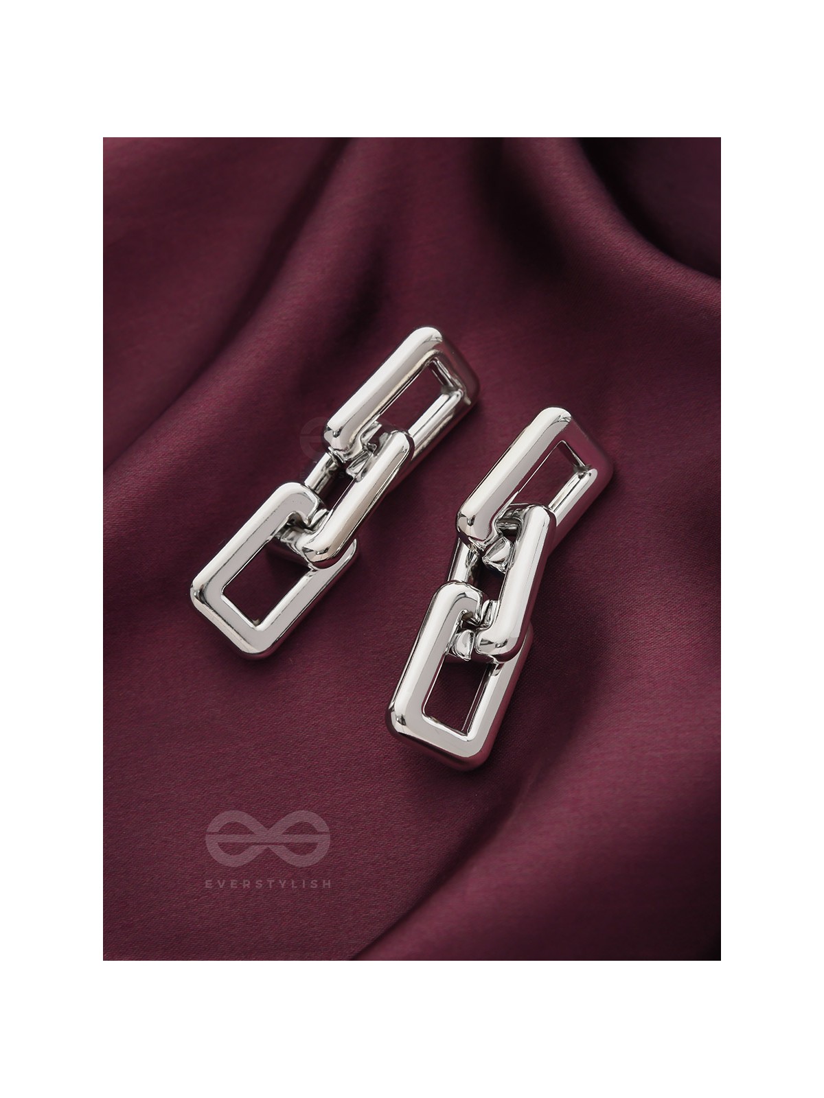 Catch me if you can - Silver Statement earrings