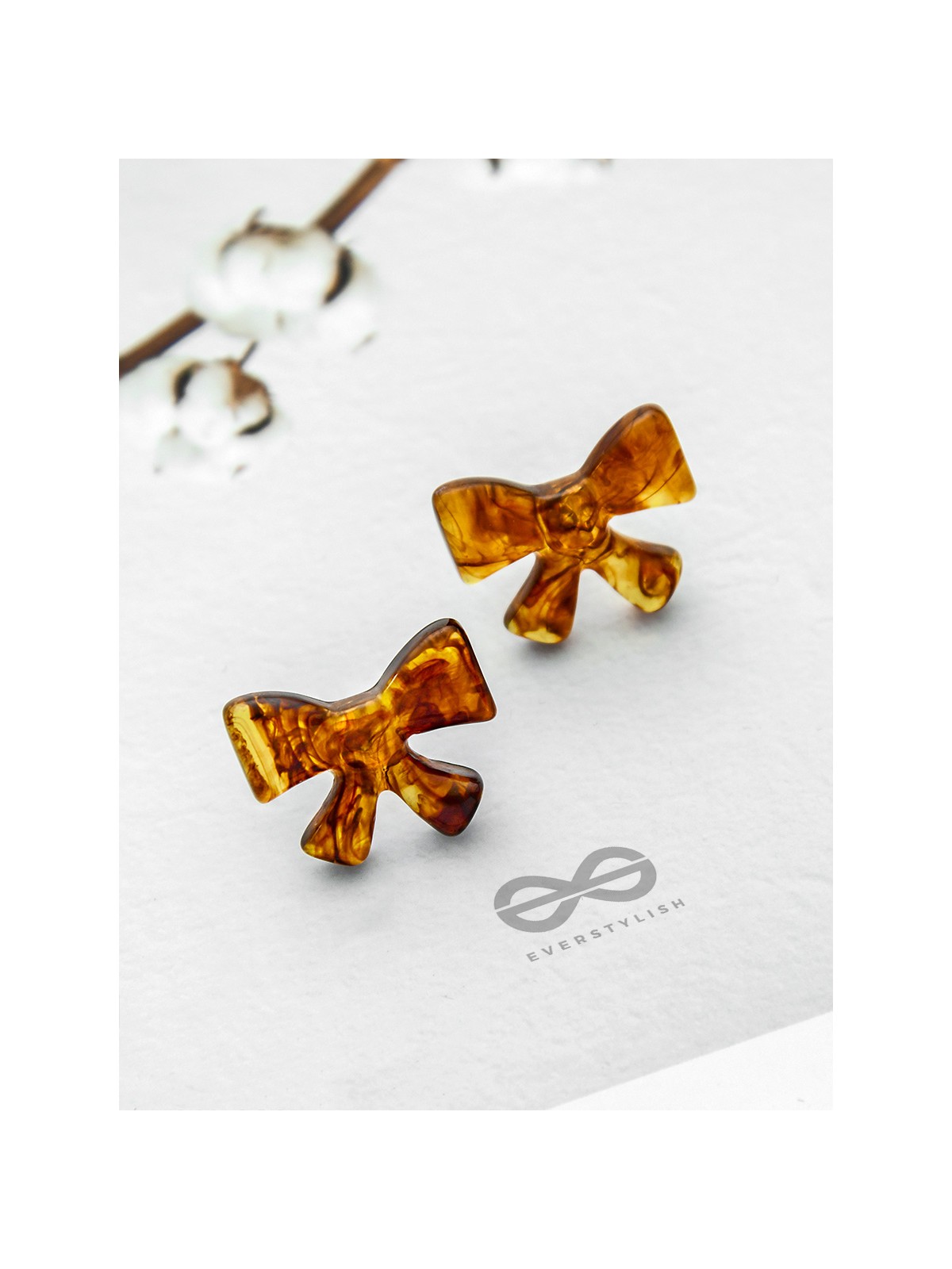 Bow-tiful - Champagne Resin Stud Earrings