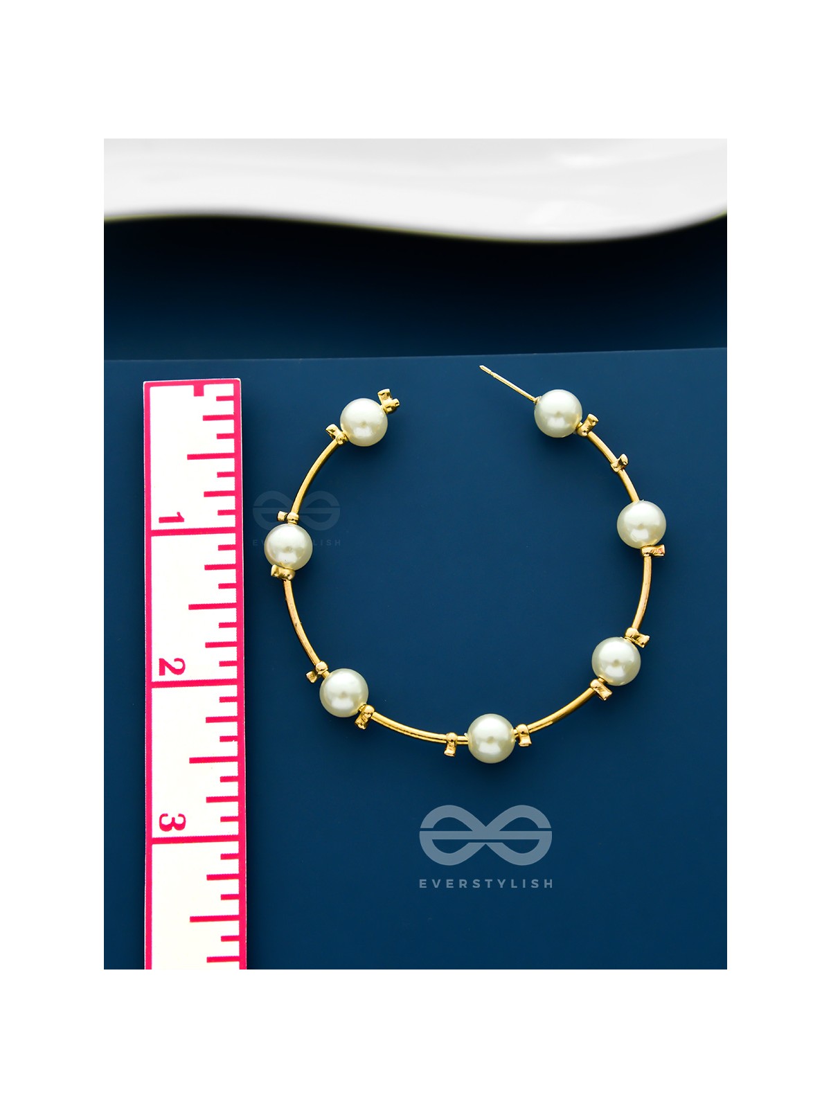 Pearl In The Gap- statement gold and pearl open hoops