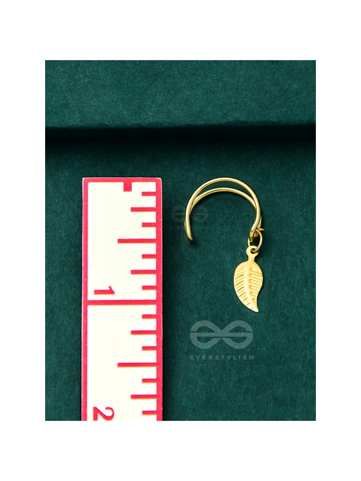 The Last Leaf - Golden Casual Earcuff (One Ear)