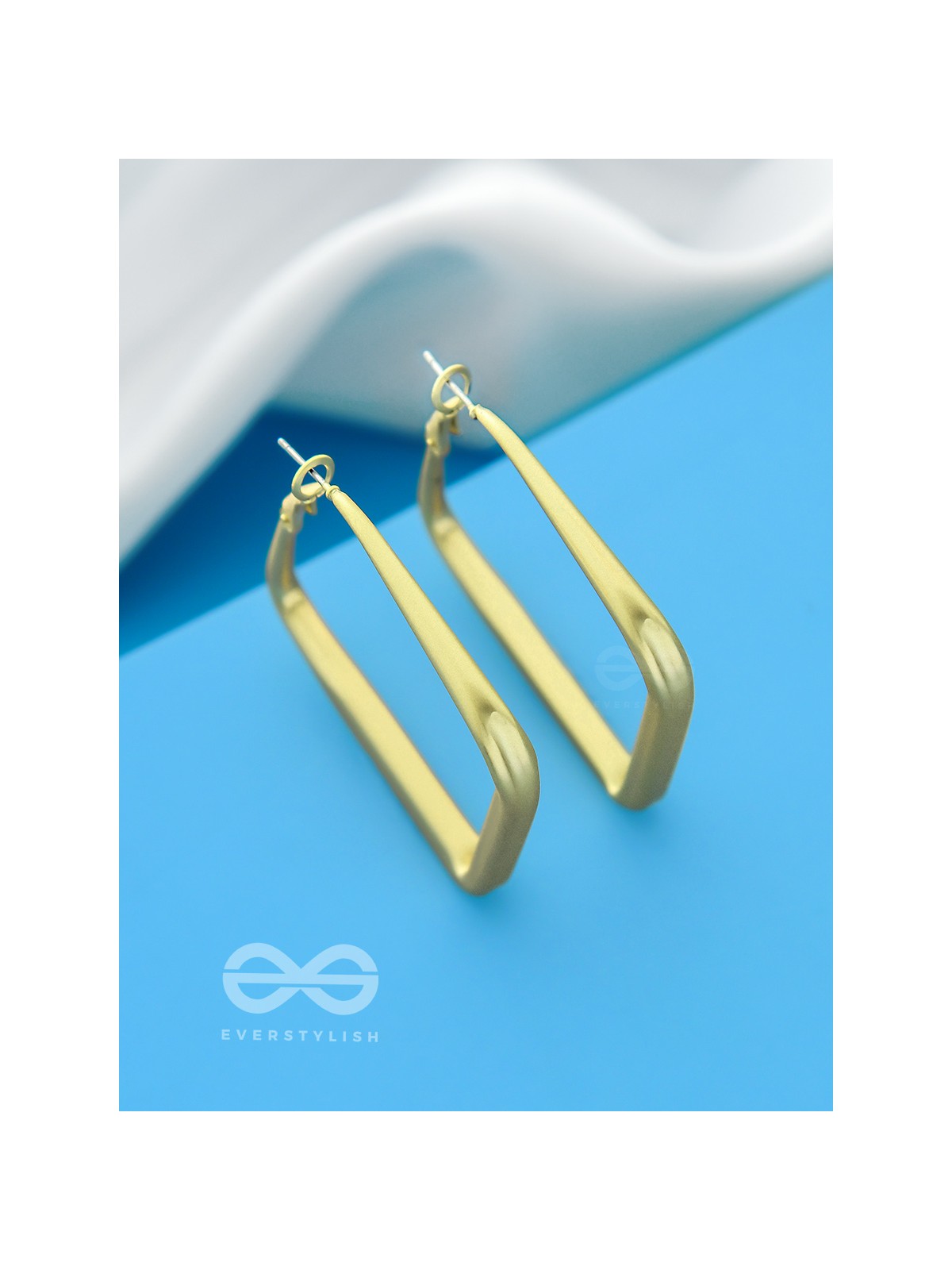 The Eccentric Squares - Golden Statement Hoops