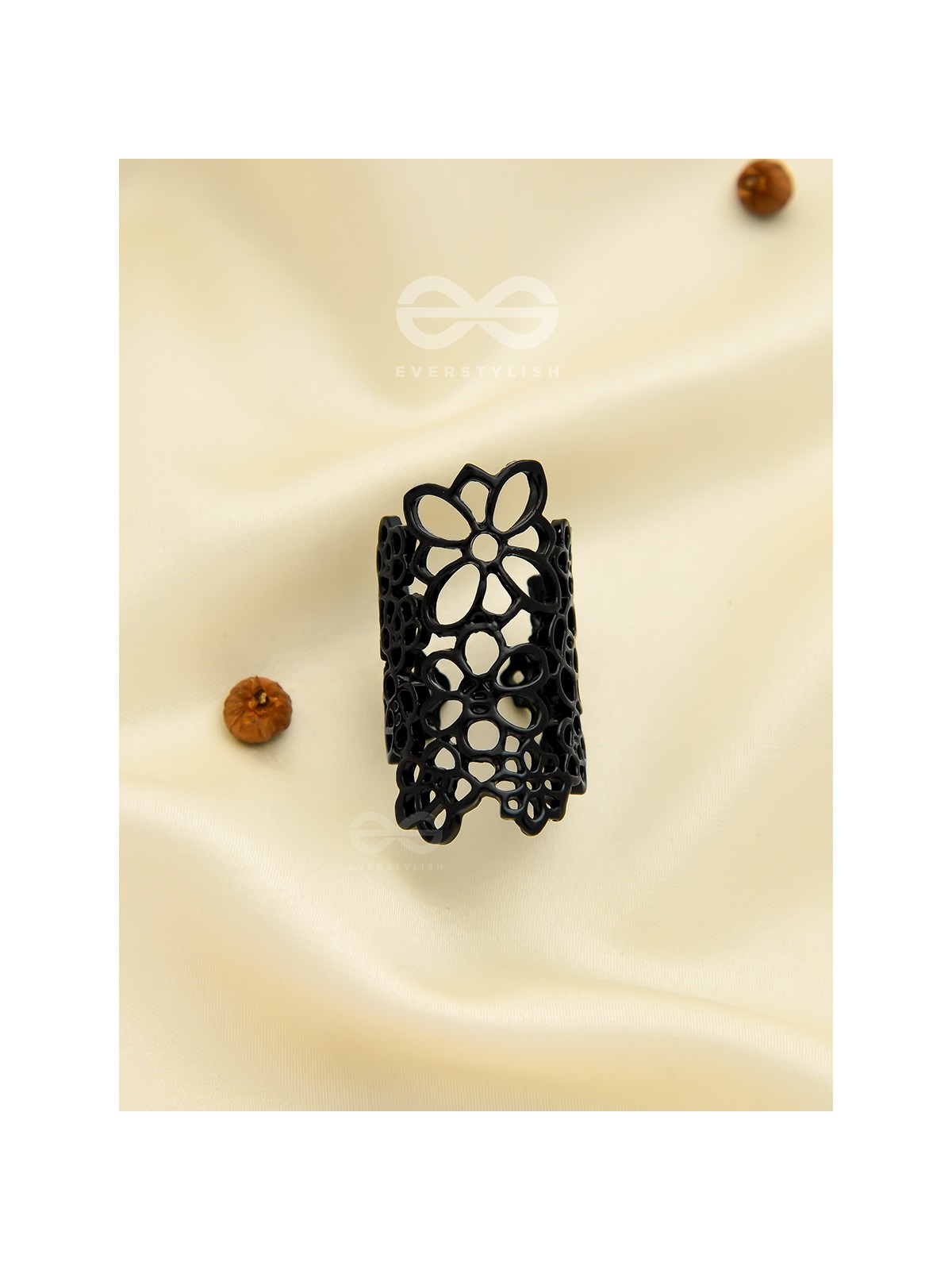 The Alluring floral adjustable ring- Coal Black