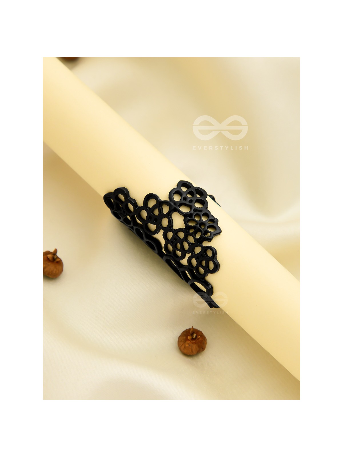 The Alluring floral adjustable ring- Coal Black