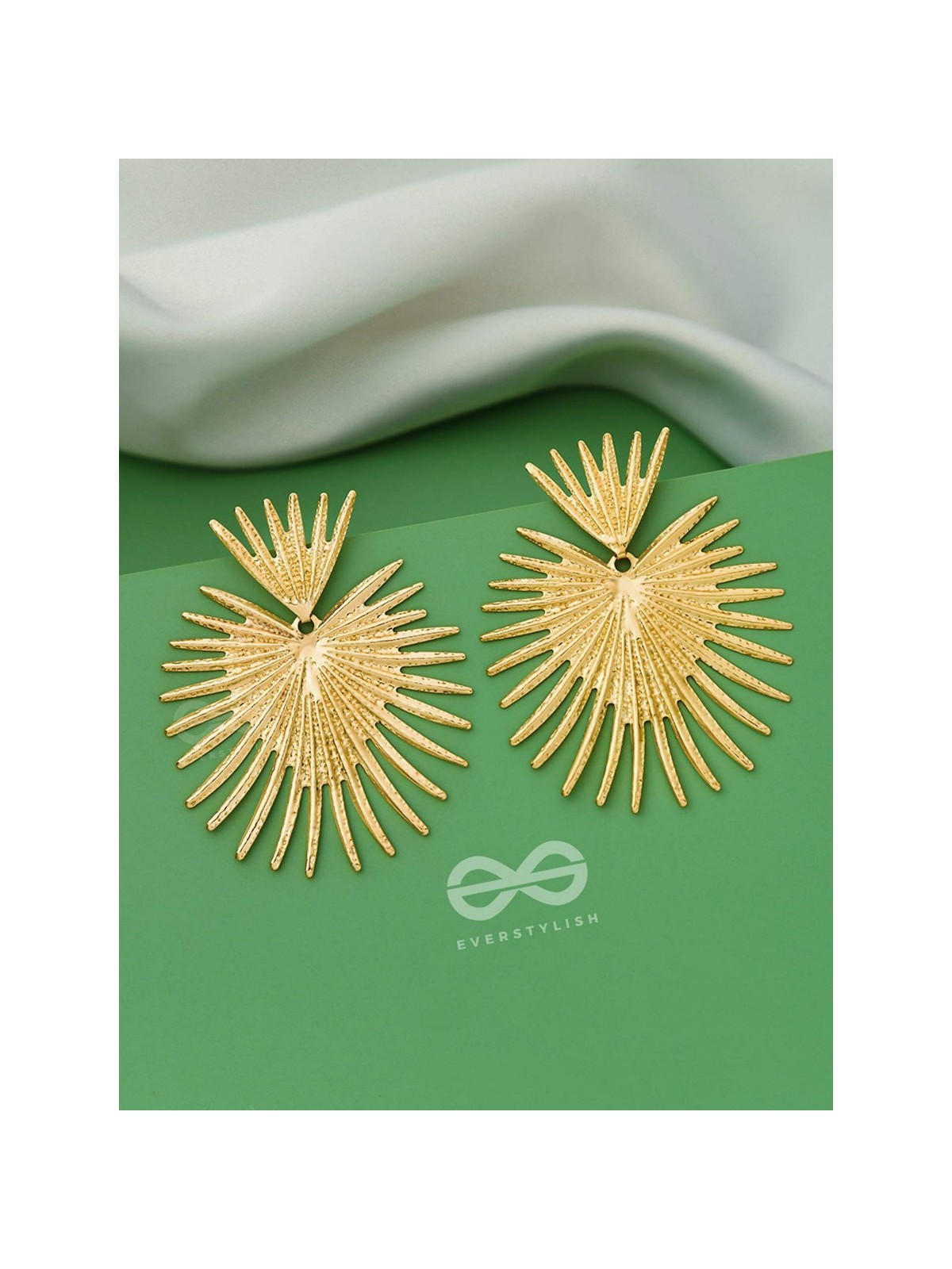The Boho-Chic Godess - Golden Statement Earrings