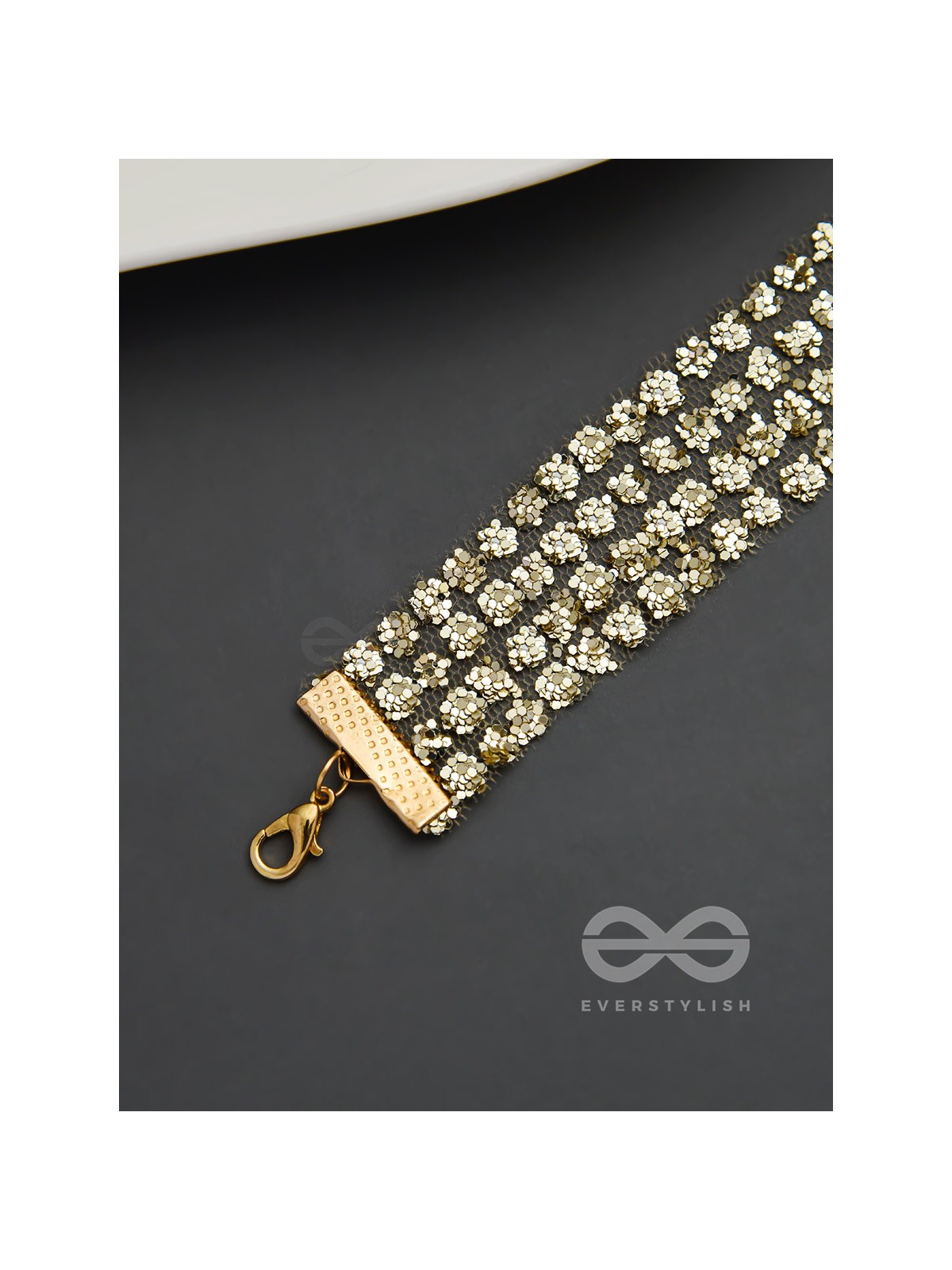 Shimmer on My Neck - Statement Golden Choker