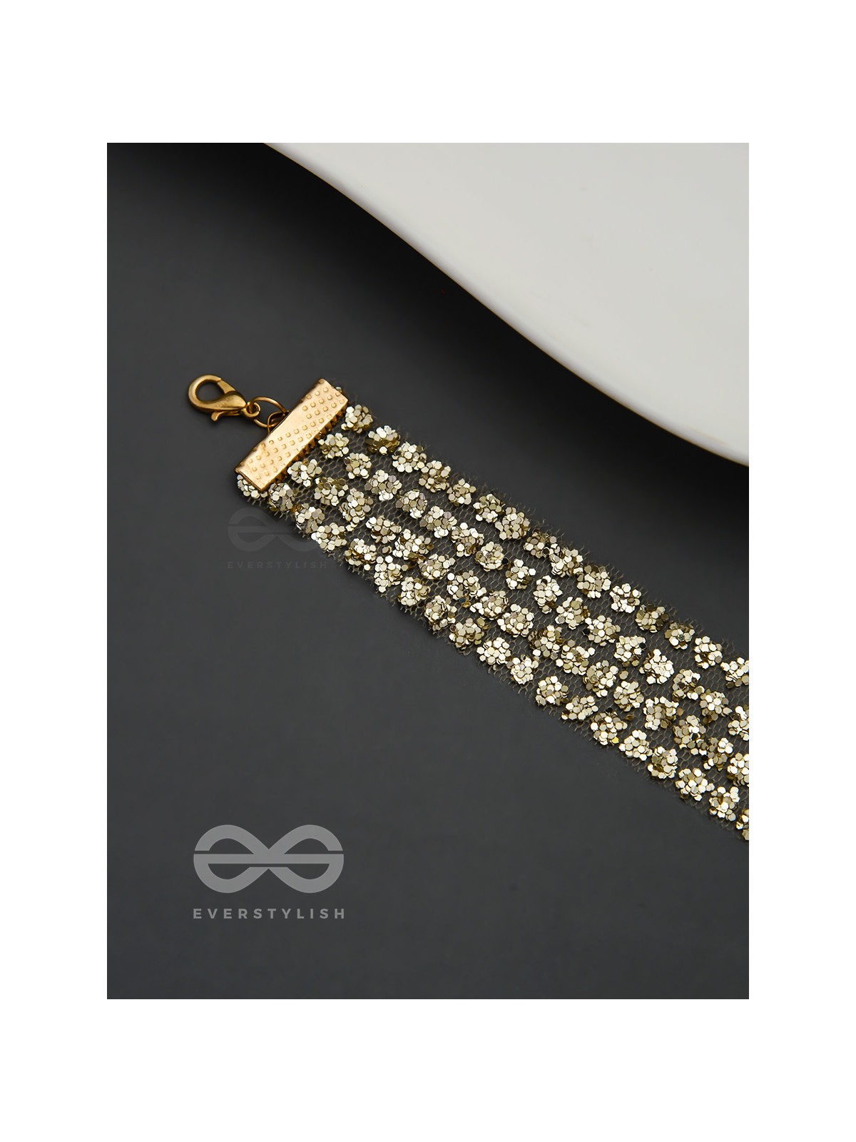 Shimmer on My Neck - Statement Golden Choker