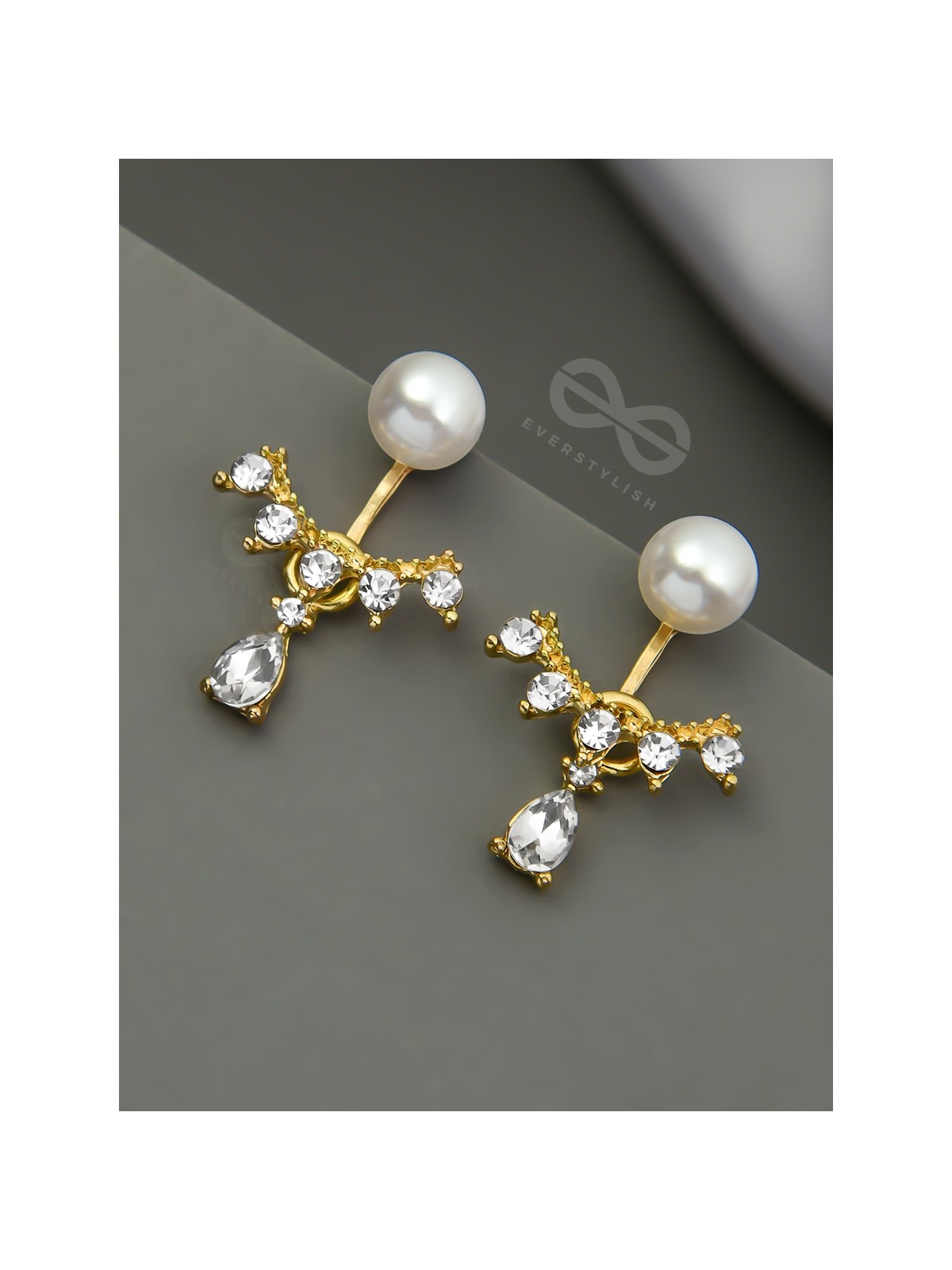 The Majestic Pearl Chandeliers - Golden Statement Earrings
