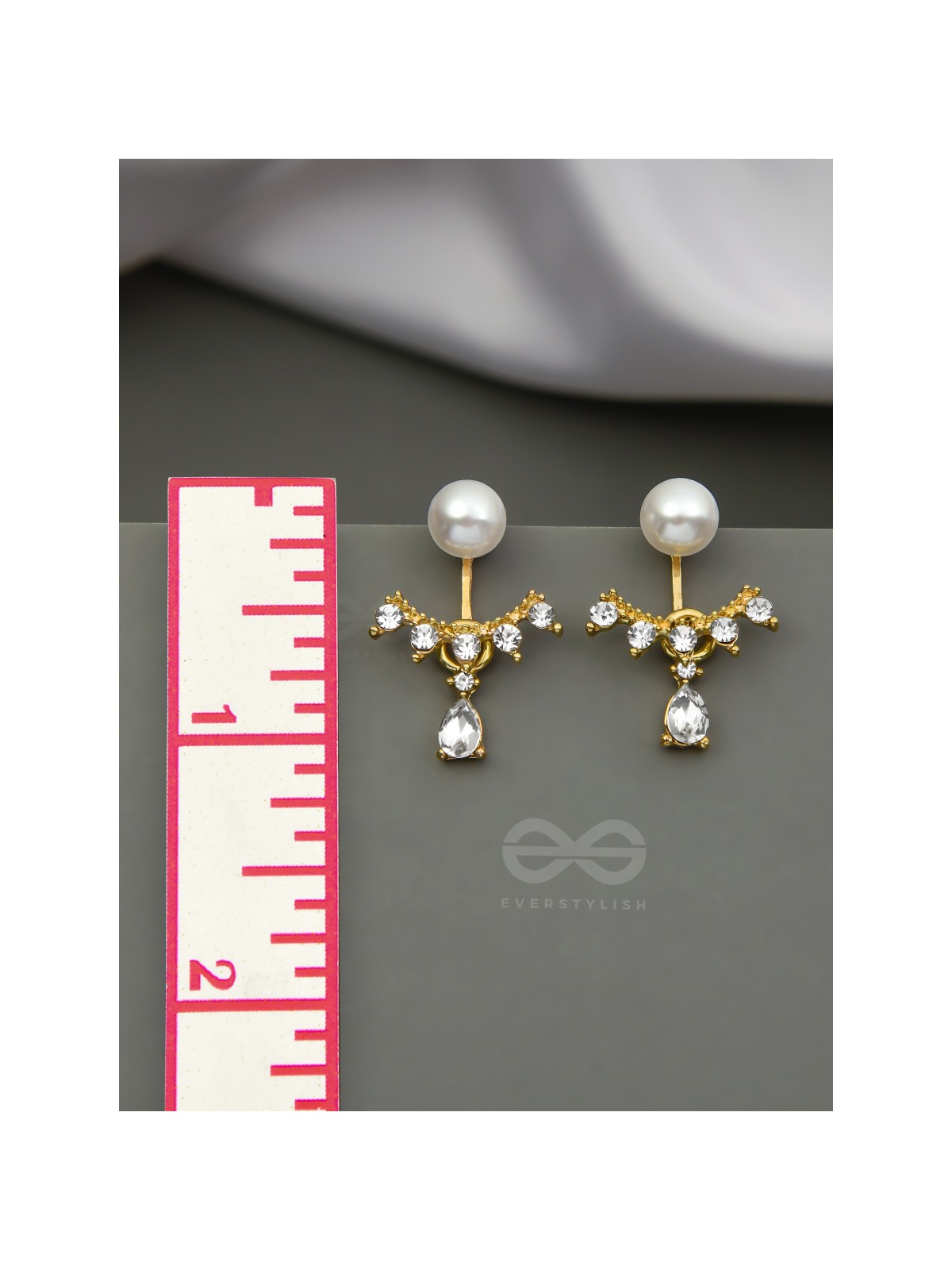 The Majestic Pearl Chandeliers - Golden Statement Earrings