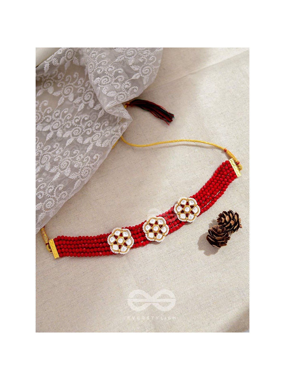 The Classy Elegance - Set of Statement Choker and Studs (Rose red)