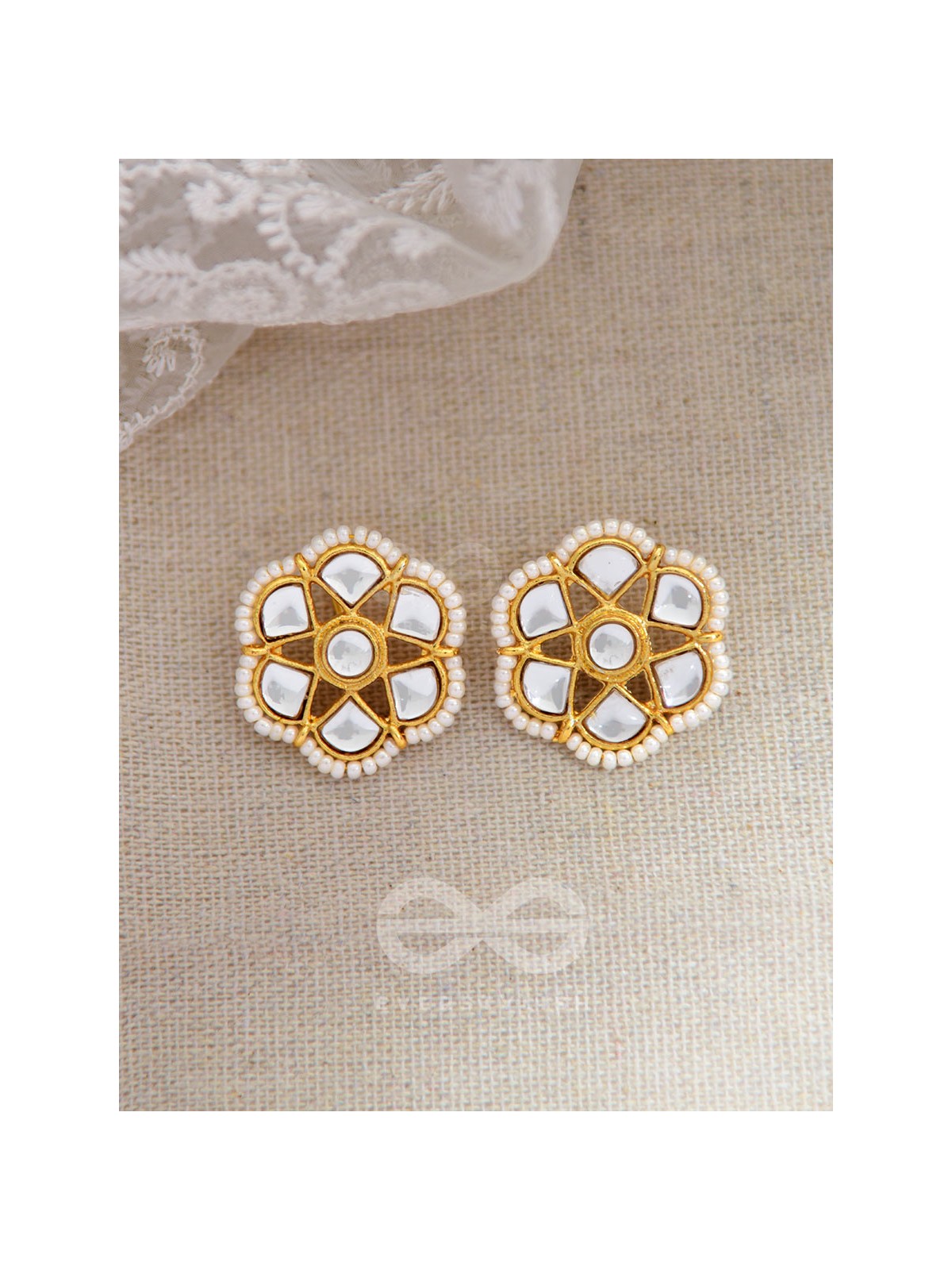 The Classy Elegance - Set of Statement Choker and Studs (Emerald Green)