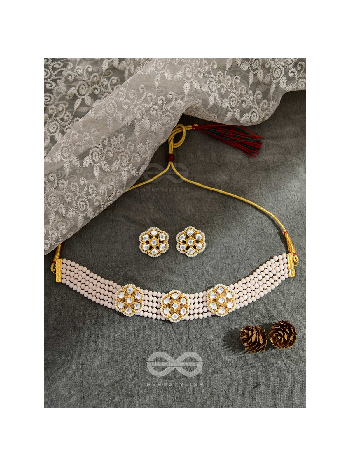 The Classy Elegance - Set of Statement Choker and Studs (Naive Peach)