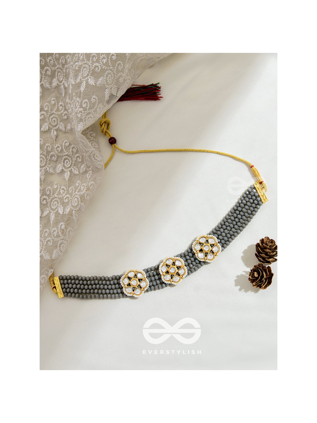 The Classy Elegance - Set of Statement Choker and Studs (Gray)