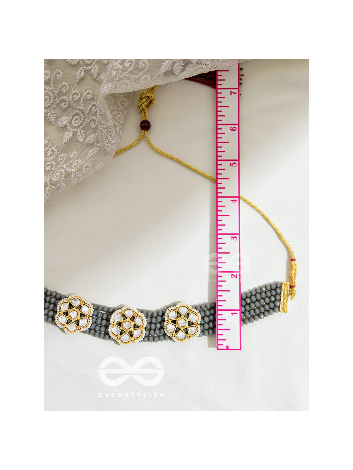 The Classy Elegance - Set of Statement Choker and Studs (Gray)