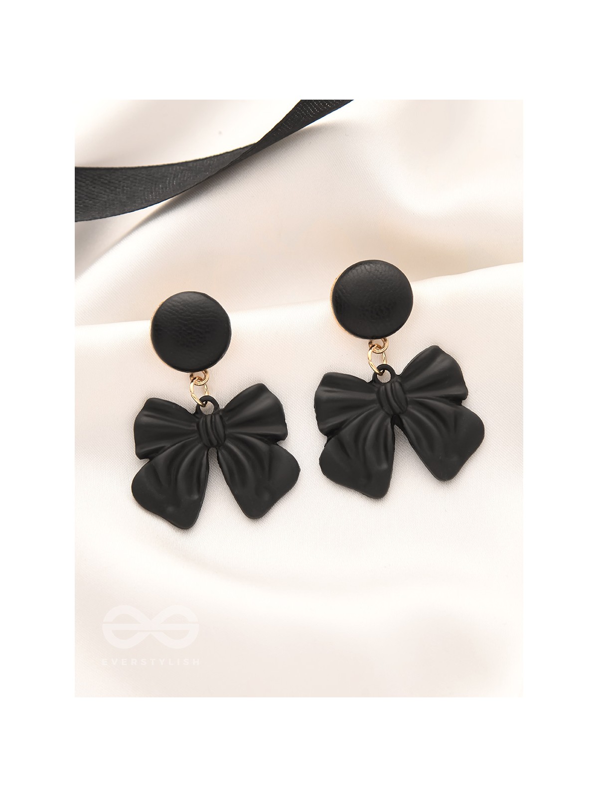 Take a Bow - Statement Earrings (Black)