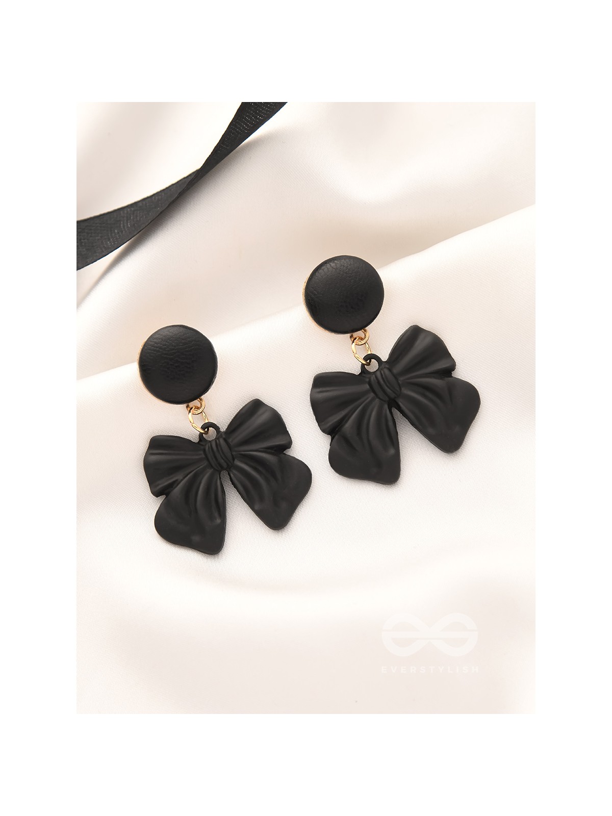 Take a Bow - Statement Earrings (Black)