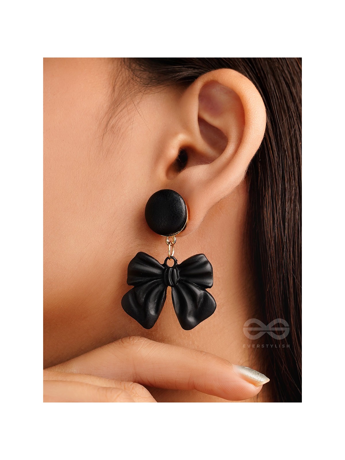 Take a Bow - Statement Earrings (Black)