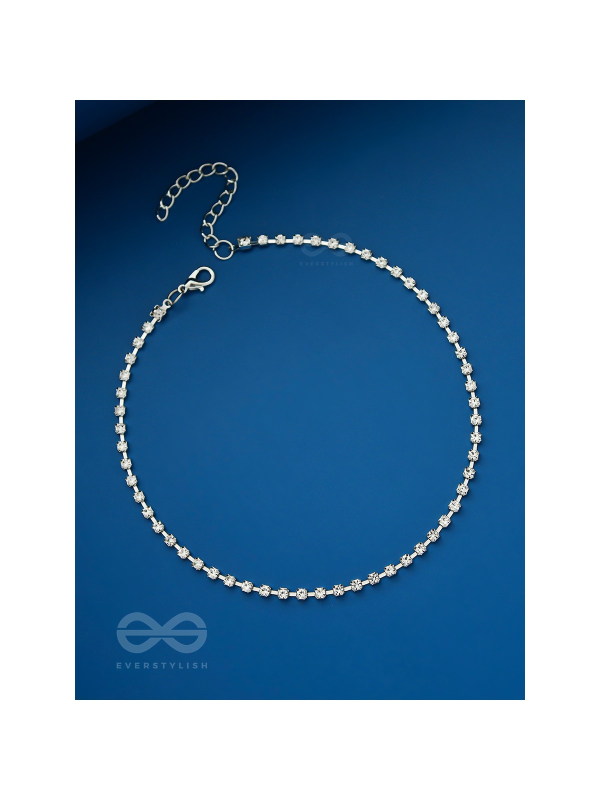 Elegance around my Neck - Silver Statement Neckpiece