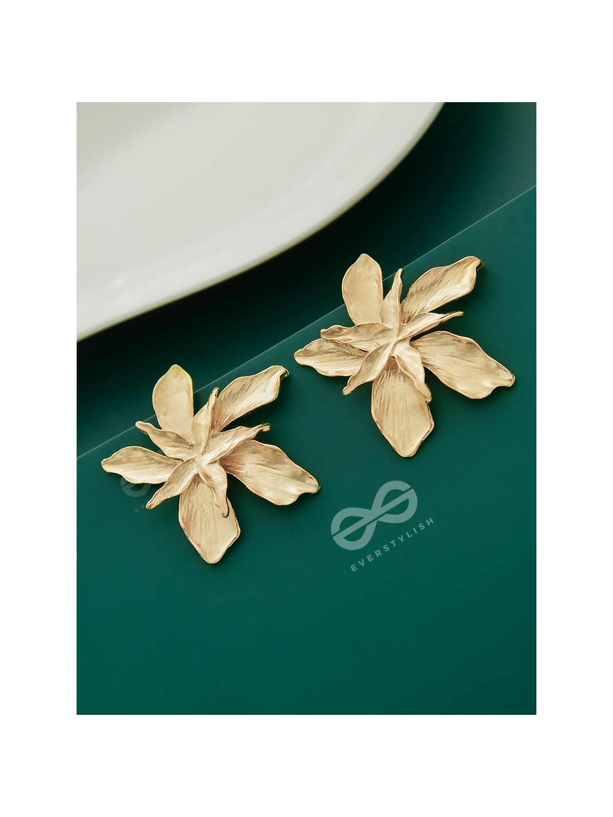 Autumn on my Ears - Statement Golden Studs