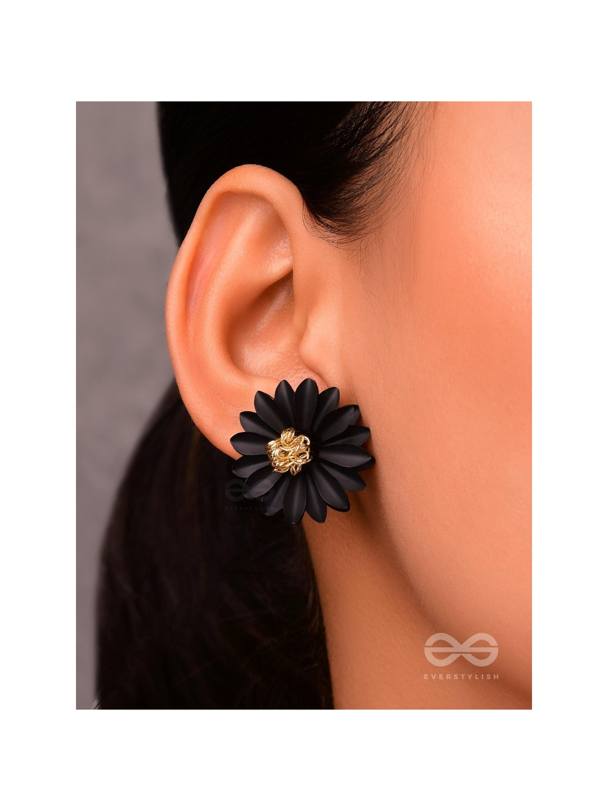 BLOOM IN DARKNESS - Statement Stud Earrings
