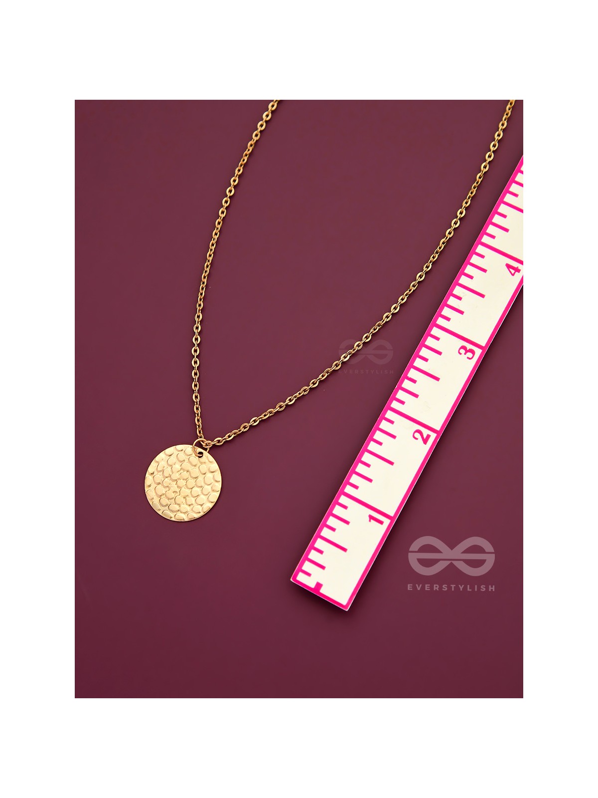 I'm A Magnificent Mirage - Golden Casual Neckpiece With Anti-Tarnish Coating 