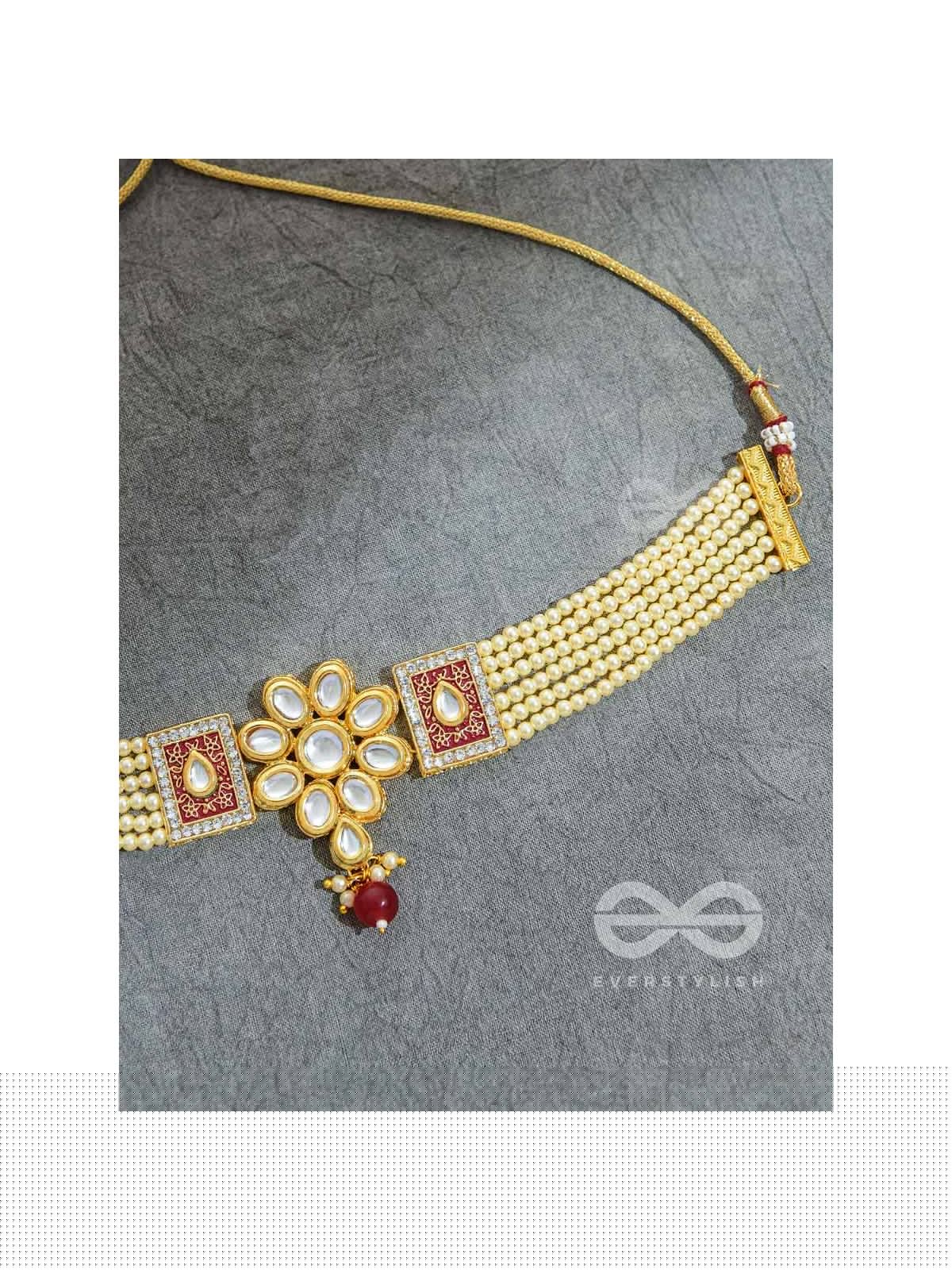 THE ETHERAL ELEGANCE - SET OF STATEMENT CHOKER AND EARRINGS (Pastel pink)