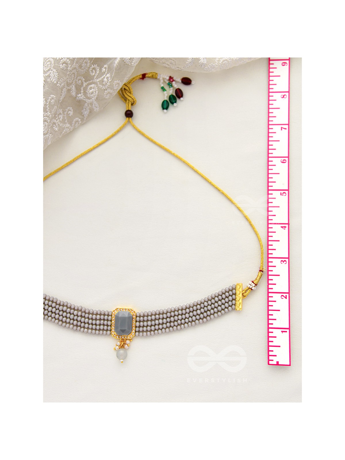 THE MYSTICAL MAGNIFICENCE - SET OF STATEMENT CHOKER AND EARRINGS (GREY)