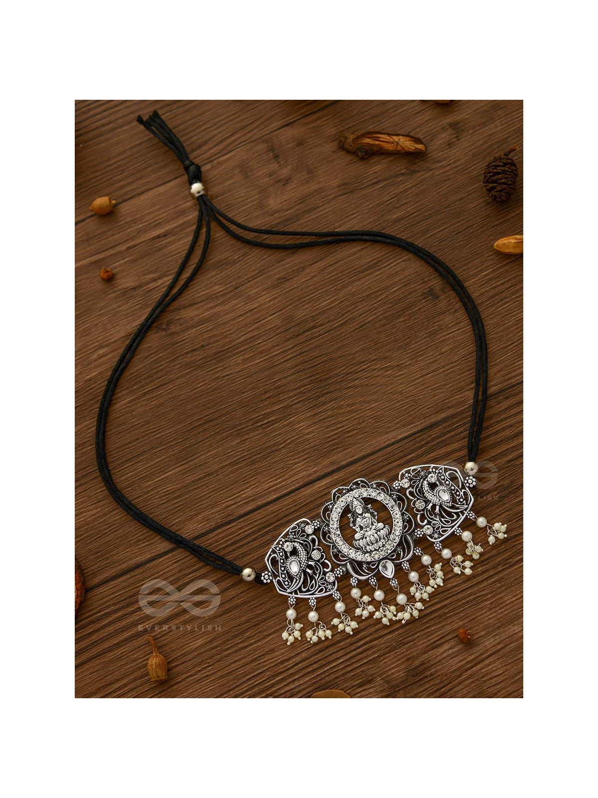 The Opulence of Devotion- Statement Set of Earrings and Choker