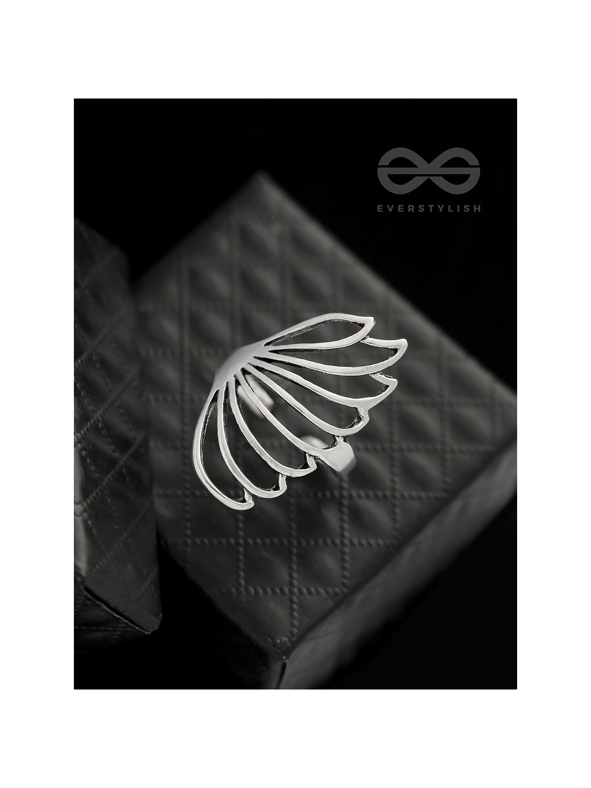 THE WING FEATHER SAGA- STATEMENT SILVER RING