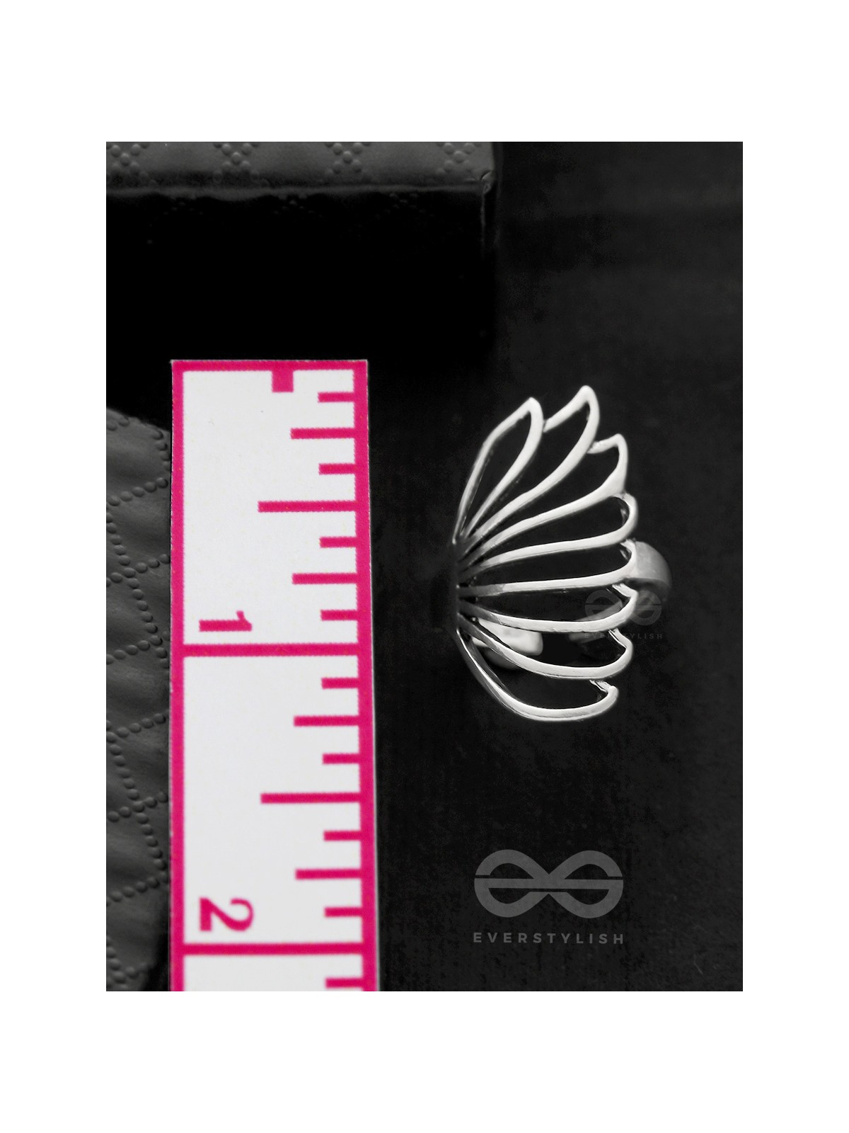 THE WING FEATHER SAGA- STATEMENT SILVER RING