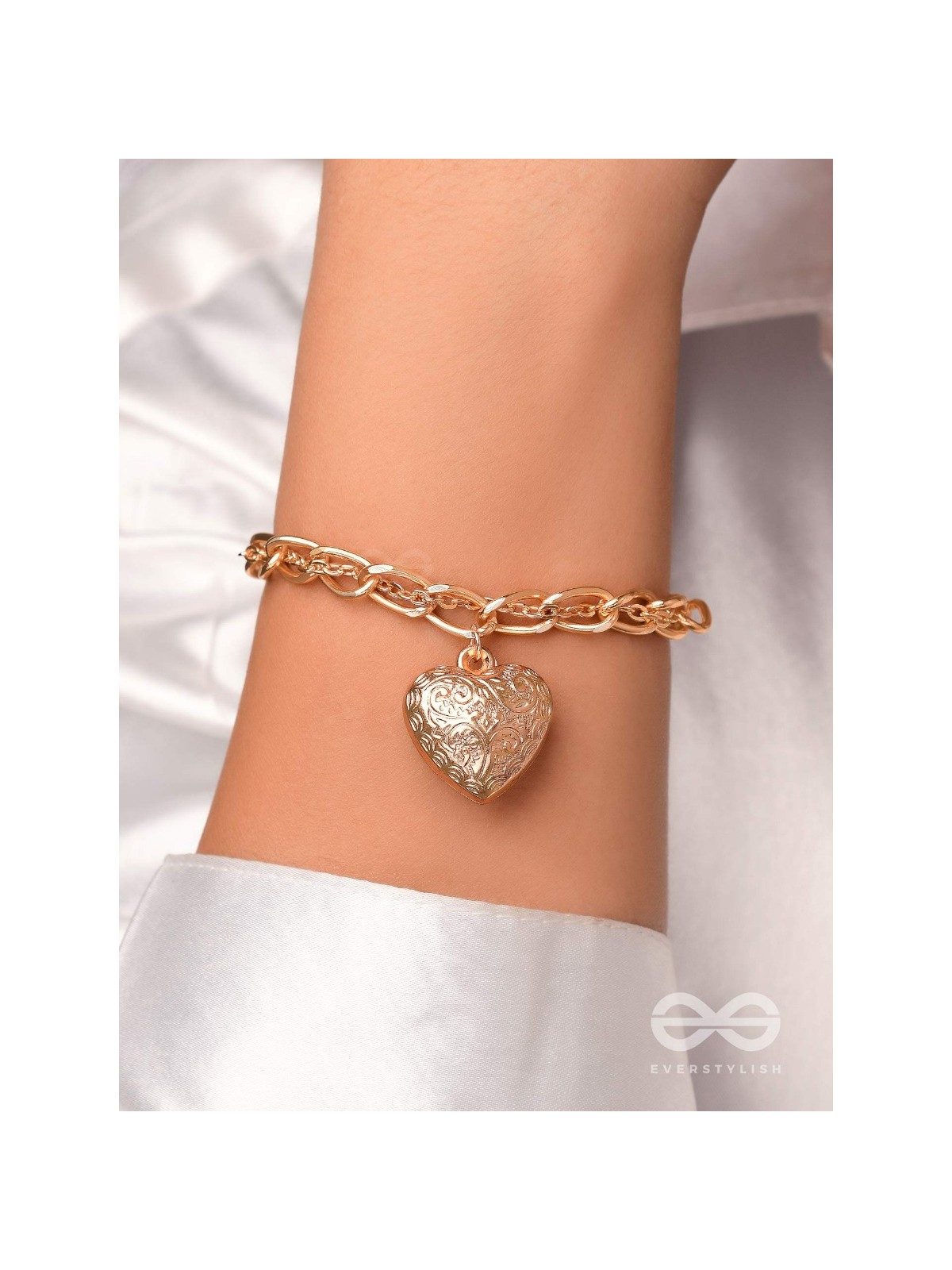 The Heart of Art- Layered Golden Bracelet
